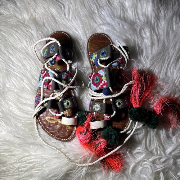 Sam Edelman Gretchen Embroidered Flat Sandal Light
Brown Multi size 6.5 - Picture 2 of 4